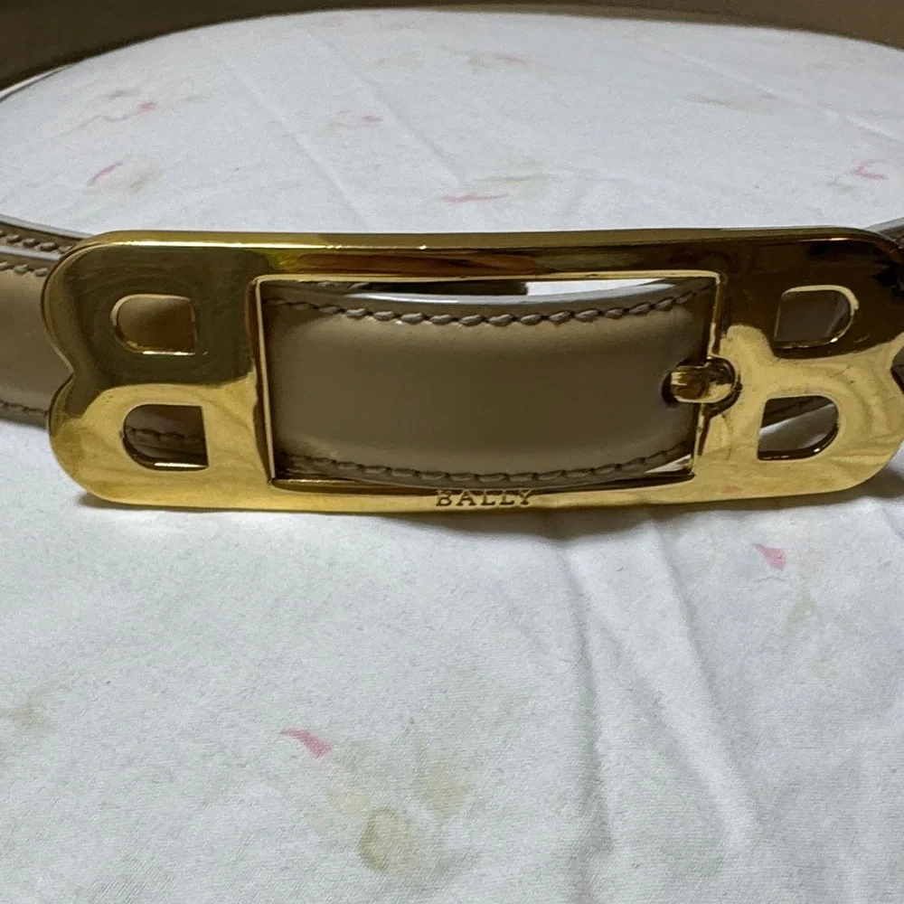 Bally Tan Leather Belt with Gold Buckle - Picture 2 of 15